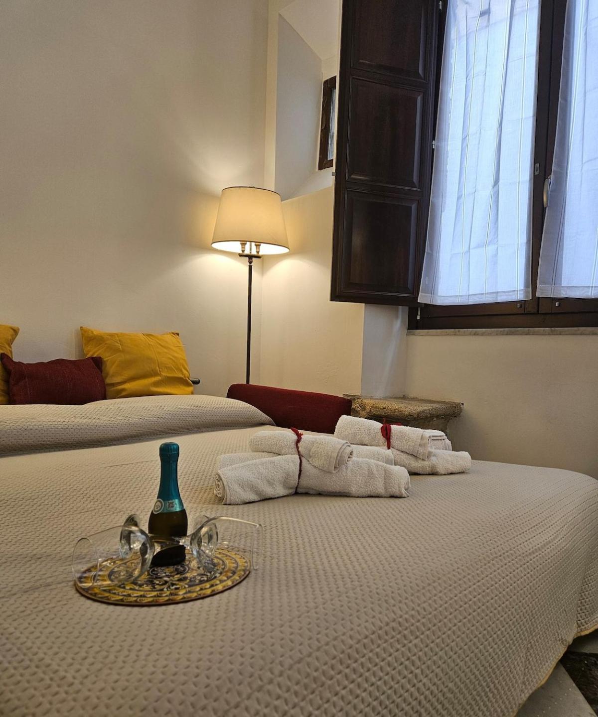 La Rosa Bianca Della Vucciria Villa Palermo Eksteriør bilde